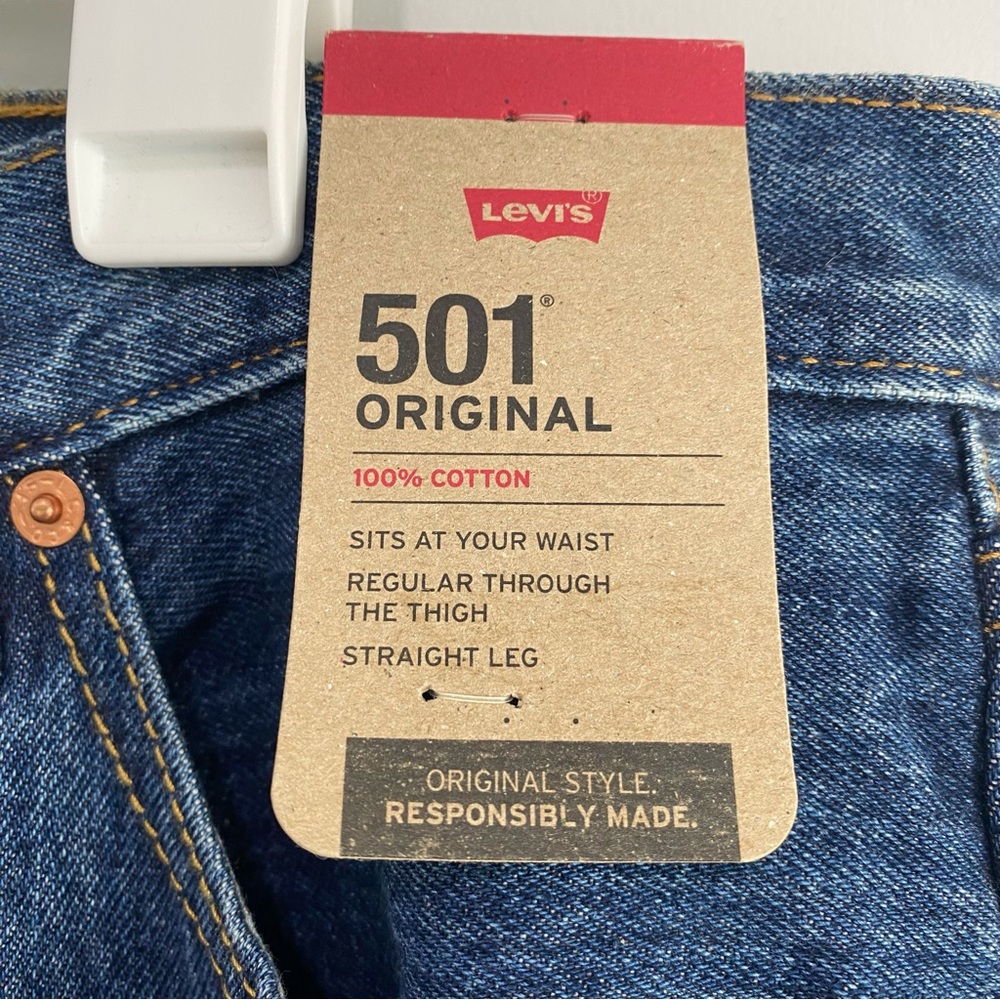 Men’s Original Fit Button Fly 501 Jeans - Levi’s Washed Blue Size 36x30 - Picture 7 of 9